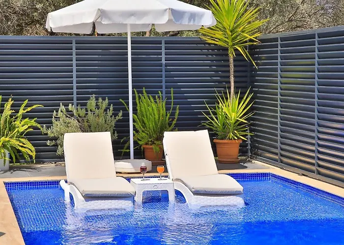 Yesilkoy 2 Bedroom 1672