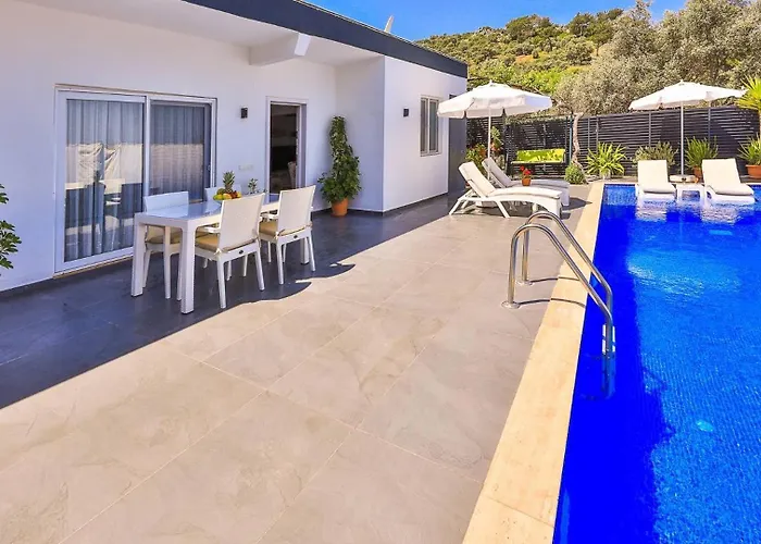 Yesilkoy 2 Bedroom 1672 *